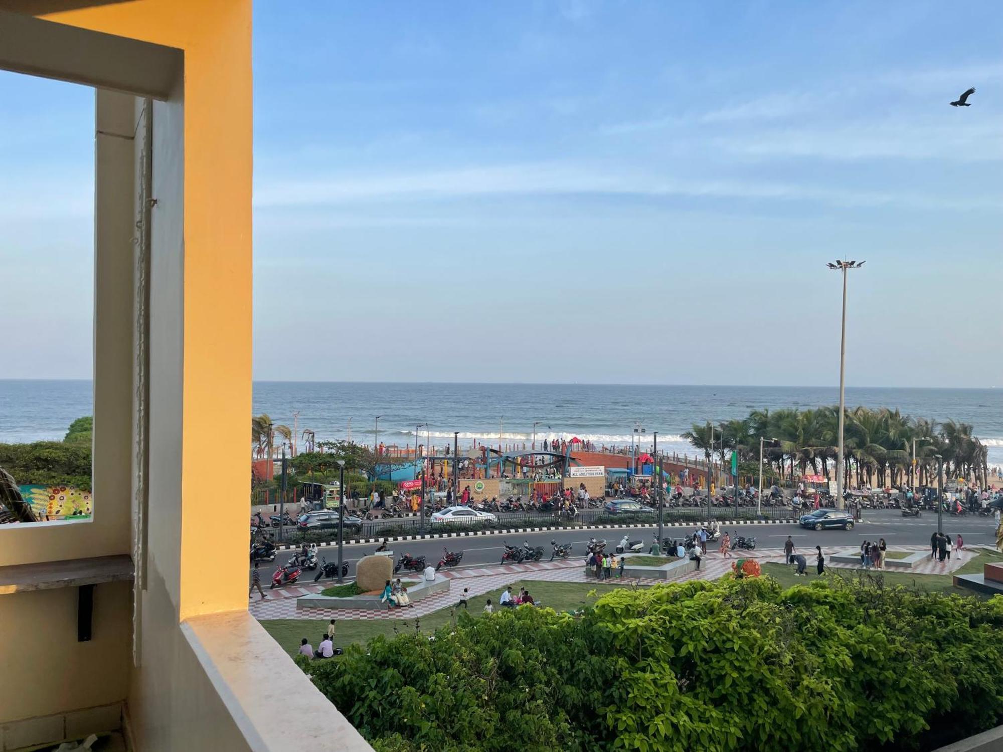 Ocean'S Edge Apartment วิสาขปัตนัม ภายนอก รูปภาพ